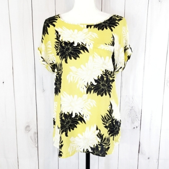 Ann Taylor Tops - Ann Taylor LOFT Tropical Floral Pocket Tee